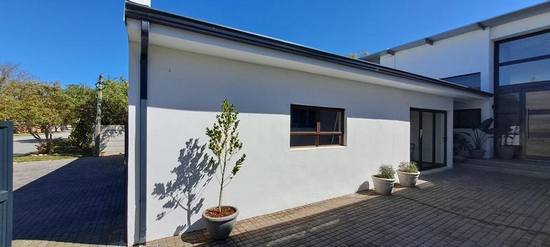 5 Bedroom Property for Sale in Riversdale Western Cape